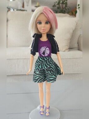 Spin Master Liv Fashion Doll Daniela Brunette In Liv Clothing & Shoes Punk